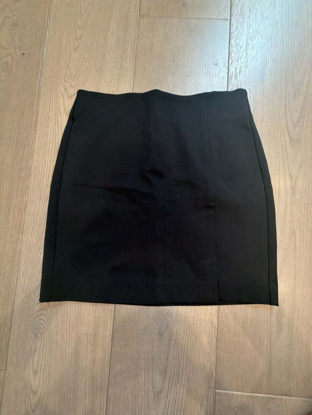 H&M Black Mini Skirt Size S